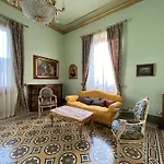 Florentine Penthouse By Florencehospitality Com