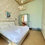 Florentine Penthouse By Florencehospitality Com