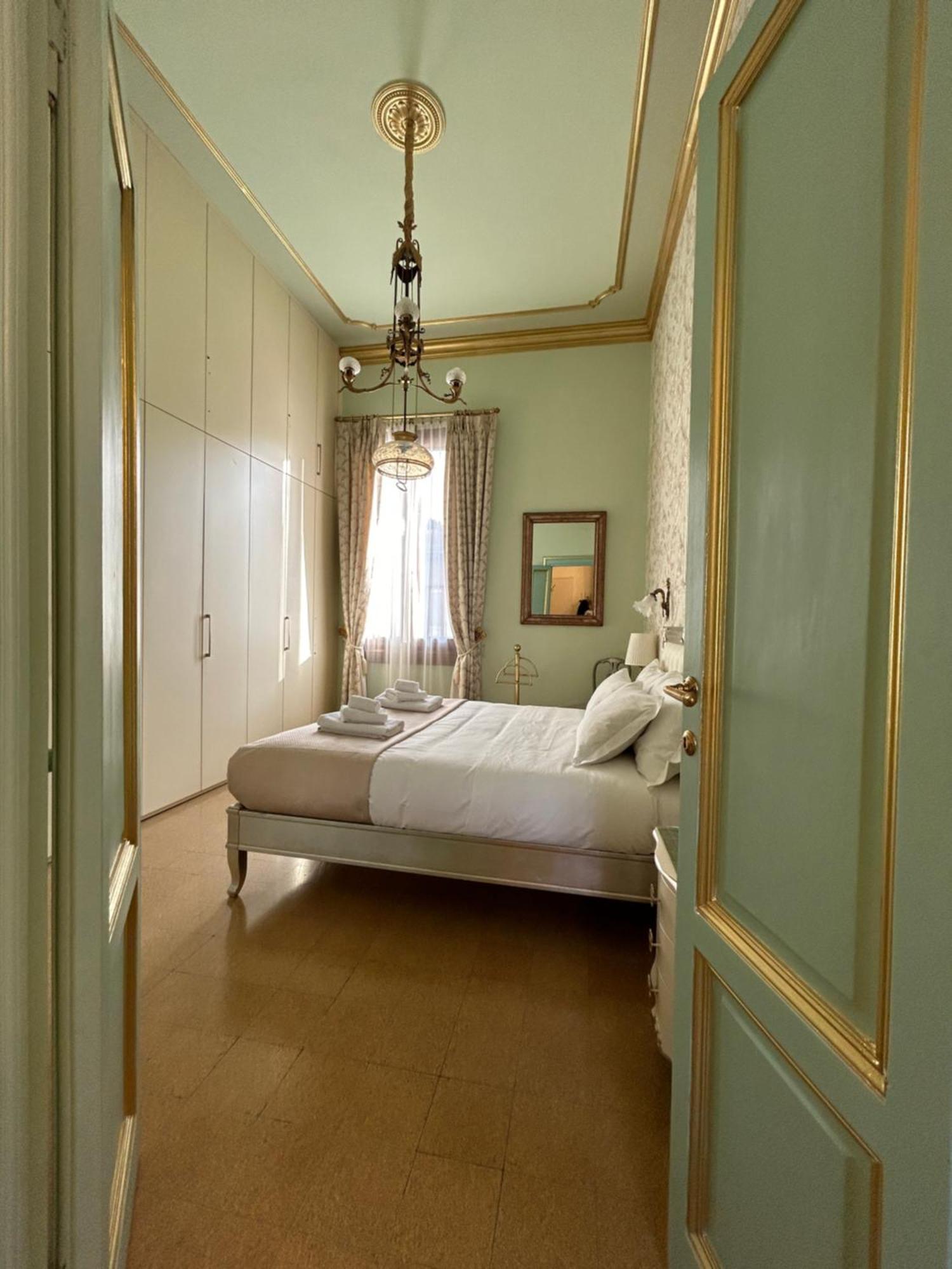 Florentine Penthouse By Florencehospitality Com