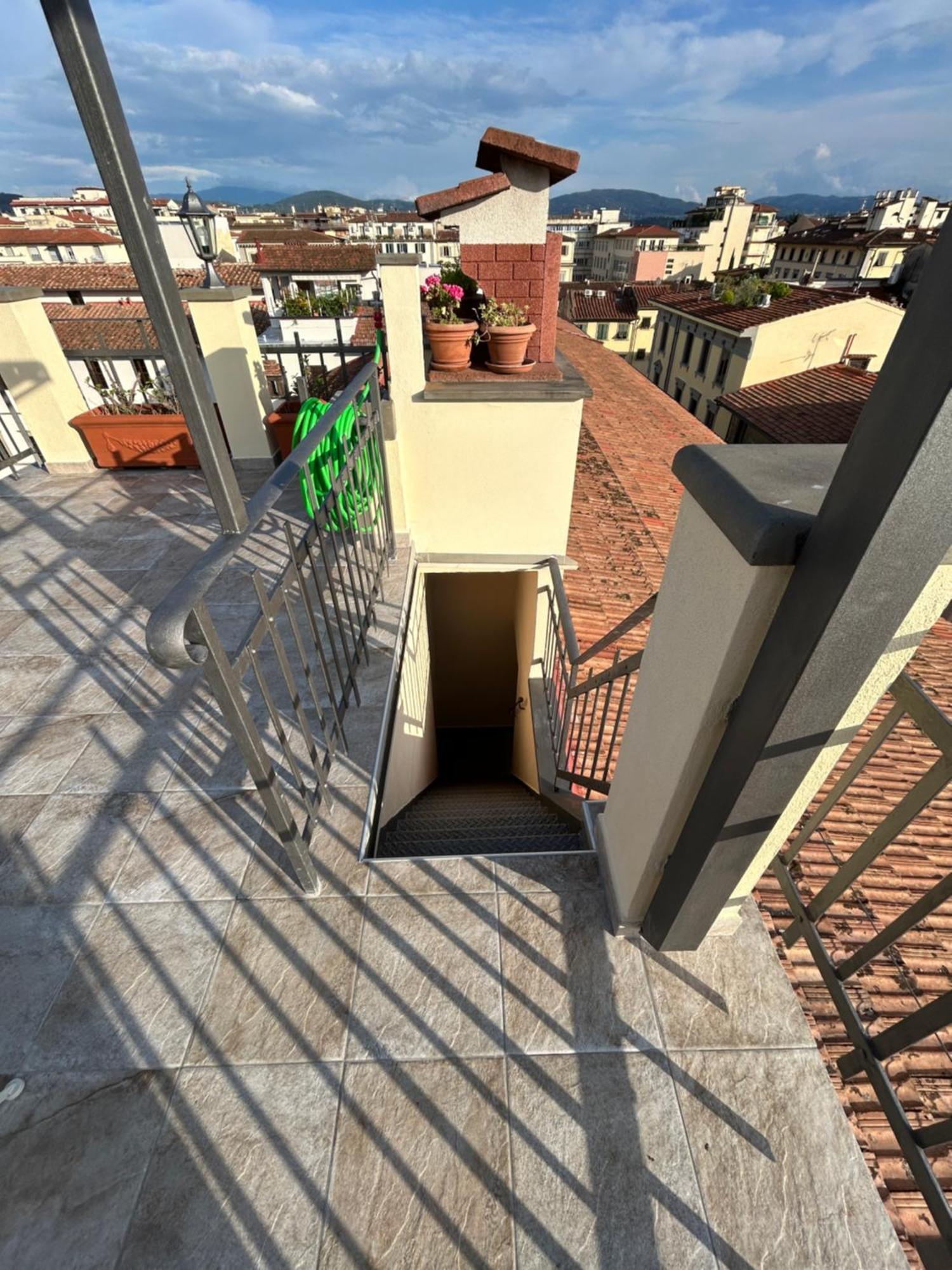 Florentine Penthouse By Florencehospitality Com * Florencia