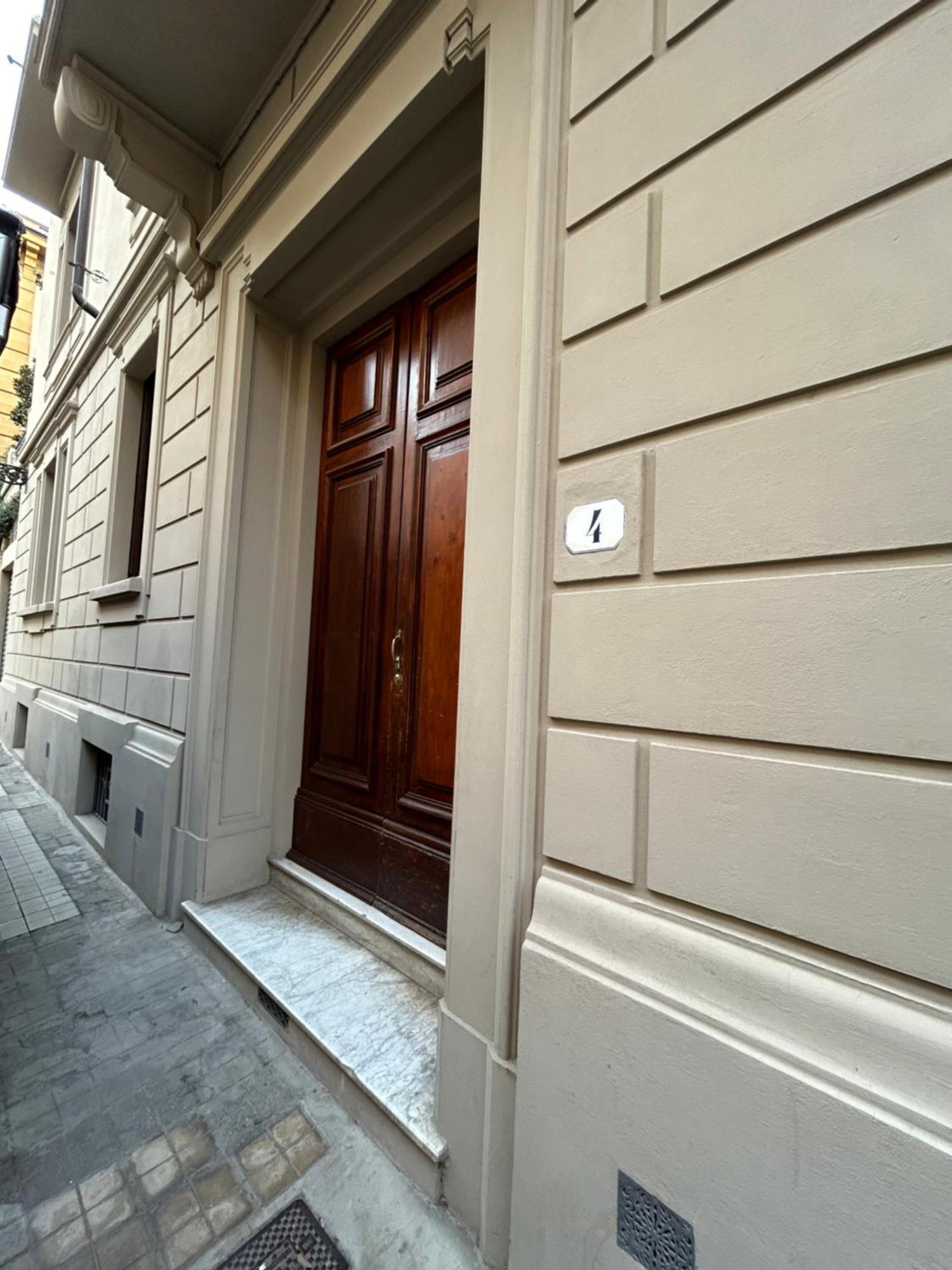Florentine Penthouse By Florencehospitality Com * Florencia