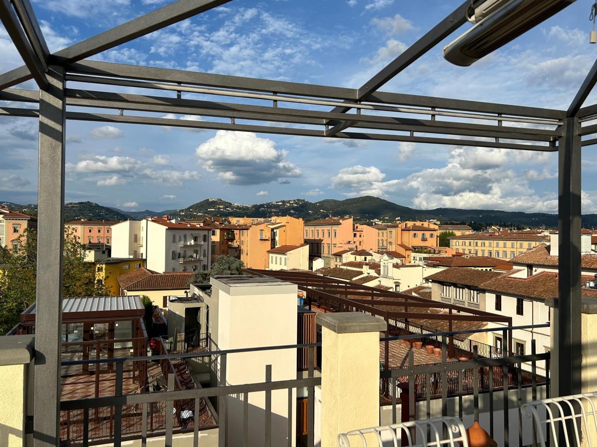 Florentine Penthouse By Florencehospitality Com
