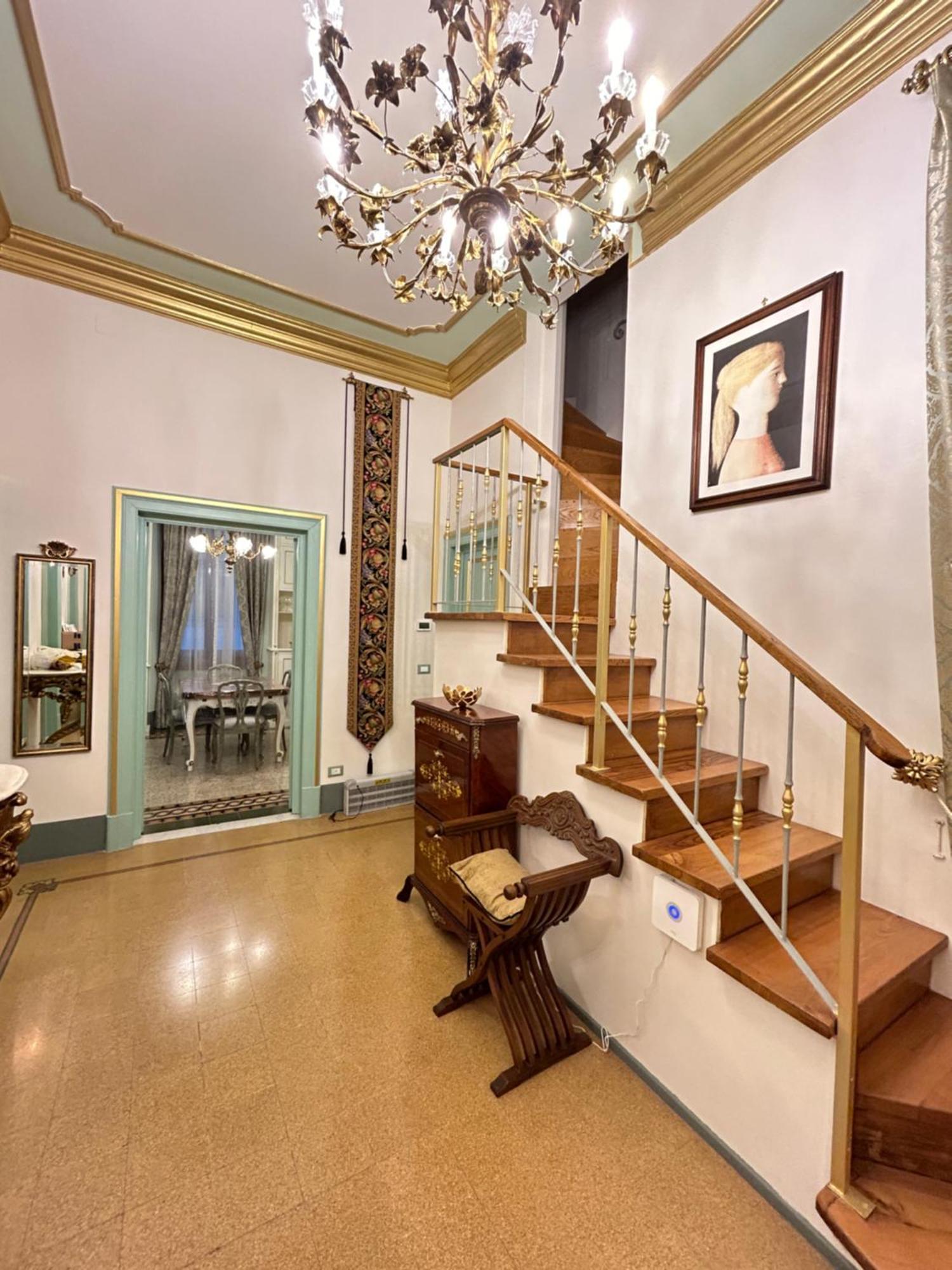 Florentine Penthouse By Florencehospitality Com Florencia