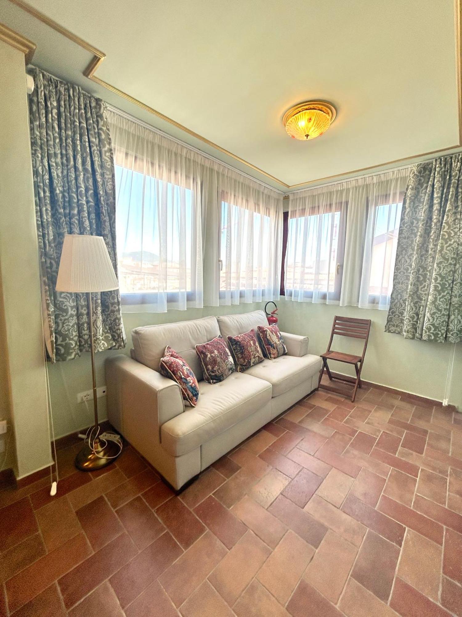 Florentine Penthouse By Florencehospitality Com Apartamento